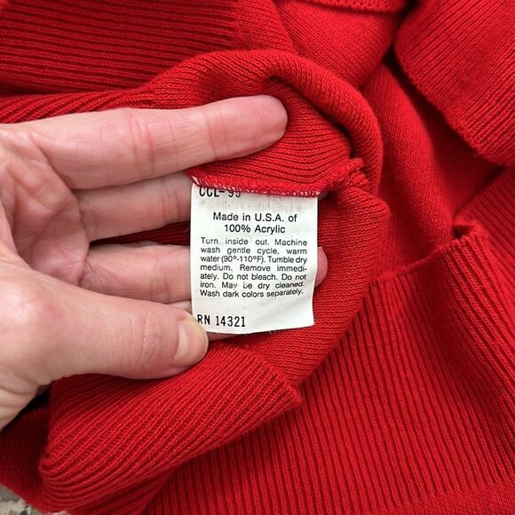 Vintage red v neck golden bear sweater jacket Nicholson crest large L - Picture 8 of 10